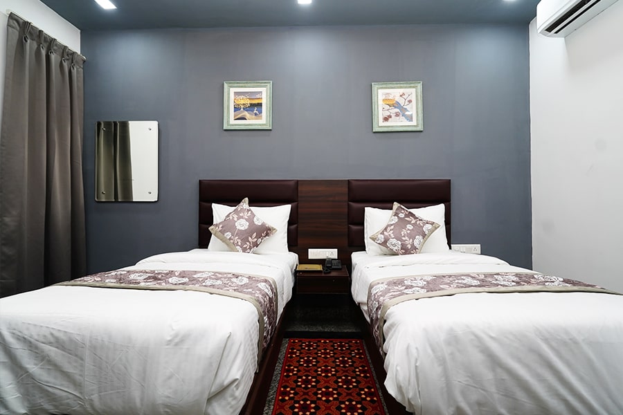 Best Accommodation in Gurgaon, Sector 52